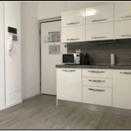Lolo Apartment Milánó Kültér fotó